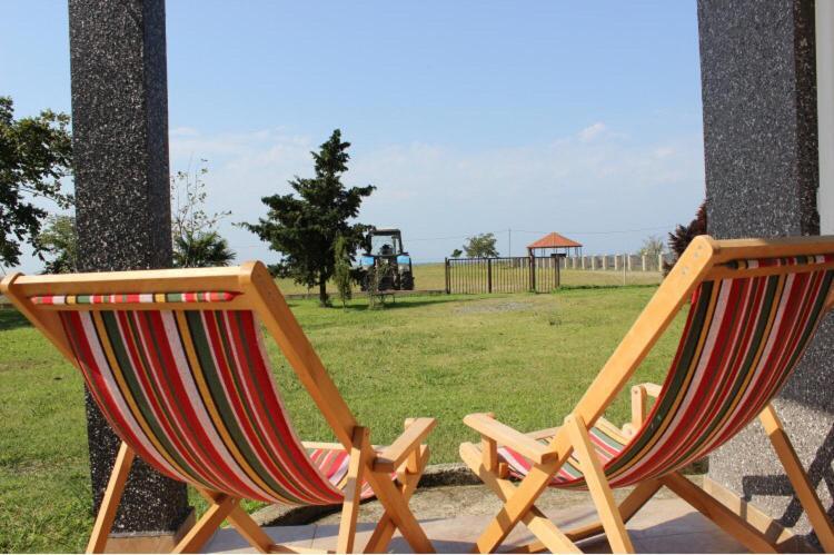 Дом На Пляже Black Sea House Kobuleti Dış mekan fotoğraf